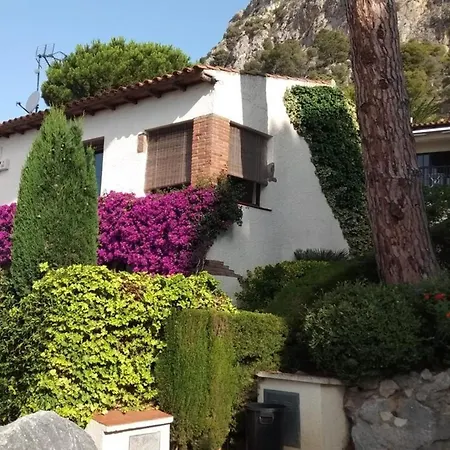 Casa L'estartit, 3 Dormitorios, 7 Personas - Es-323-52